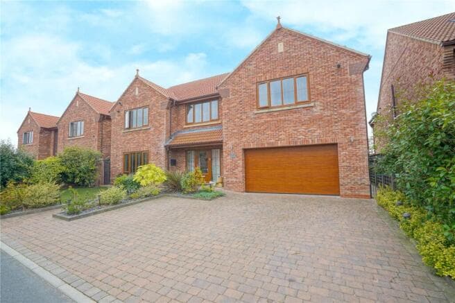 5 bed Detached for sale in rotherham