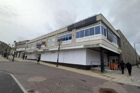 Shop to rent in keighley