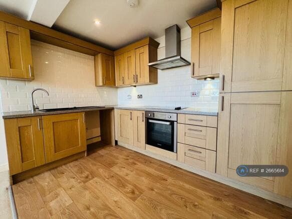 2 bed Flat to rent in pudsey