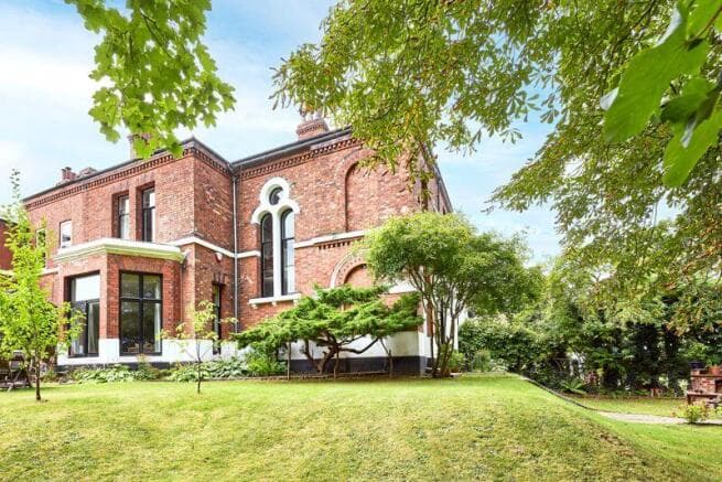 5 bed Character Property for sale in pontefract